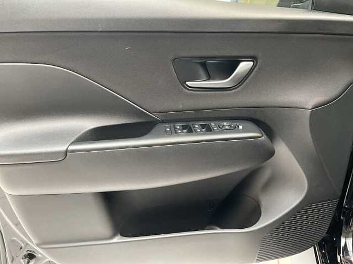 Hyundai KONA Elektro (SX2) 48,4kWh Basic 11kW 3-phasiger*Voll-LED