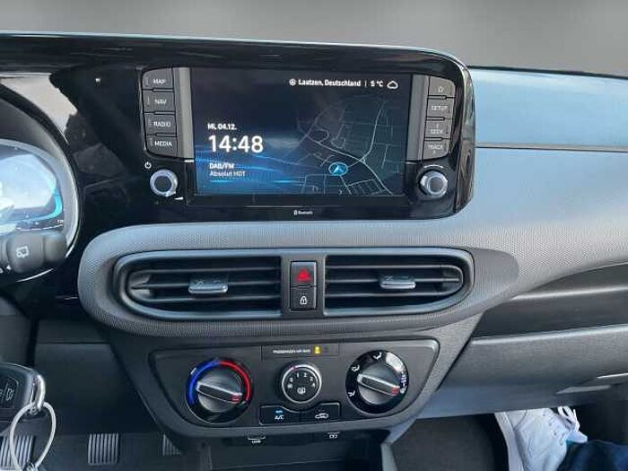 Hyundai i10 1.0 Select NAVI Klimaanlage Rückfahrkamera