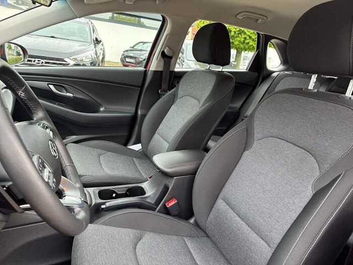 Hyundai i30 1.0 T-GDI Trend DCT *MIT ALLWETTER! *