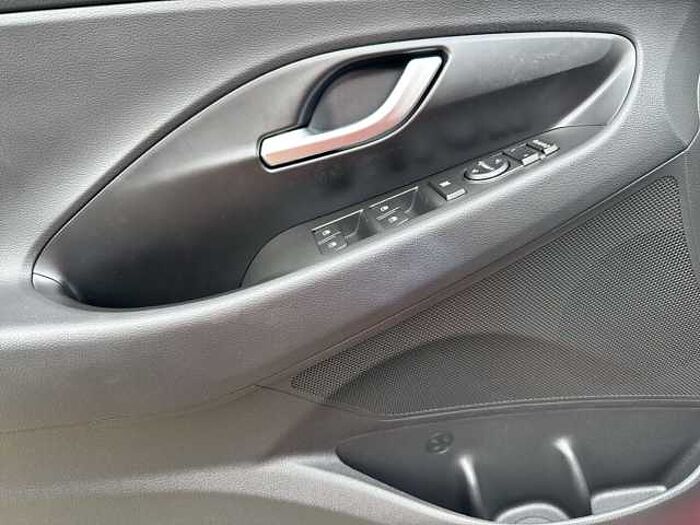 Hyundai i30 1.0 T-GDI Trend DCT *MIT ALLWETTER! *