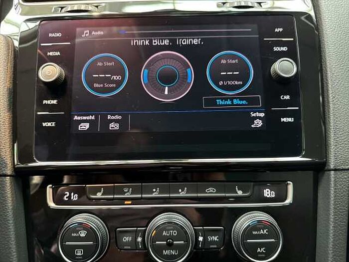 Volkswagen Golf Variant 1.0 IQ. DRIVE DSG Aut. *AHK*ACC TEMPOMAT! *