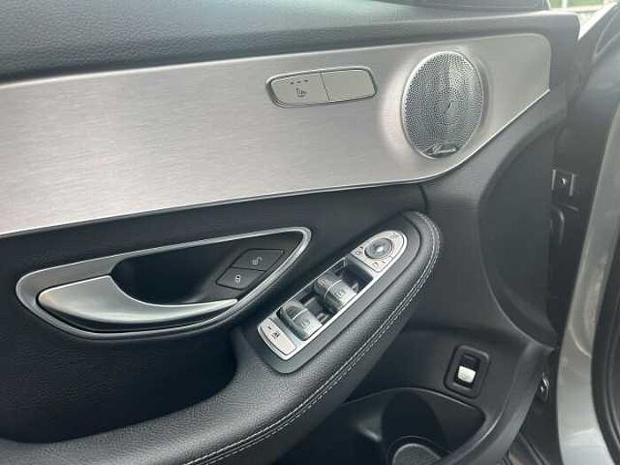 Mercedes-Benz C 300 T Exclusive Aut. 9 Gang *LEDER* AHK & MEHR!*