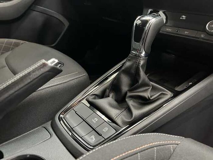 SKODA Kamiq Selection EU6d 1.5 TSI Blackline DSG AHK