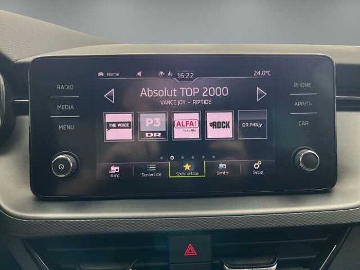 SKODA Kamiq Selection EU6d 1.5 TSI Blackline DSG AHK