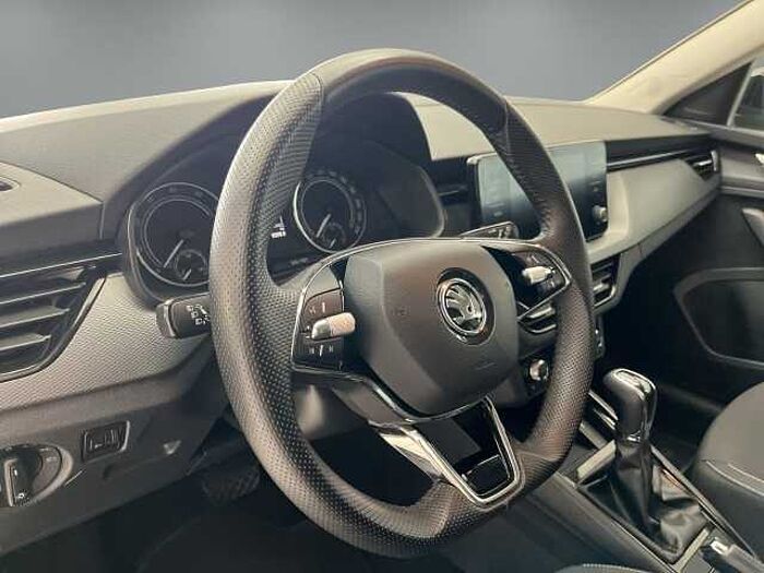 SKODA Kamiq Selection EU6d 1.5 TSI Blackline DSG AHK