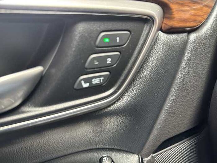 Honda CR-V 1.5 T 4WD Executive CVT Aut. *PANO*HEAD UP & MEHR!*