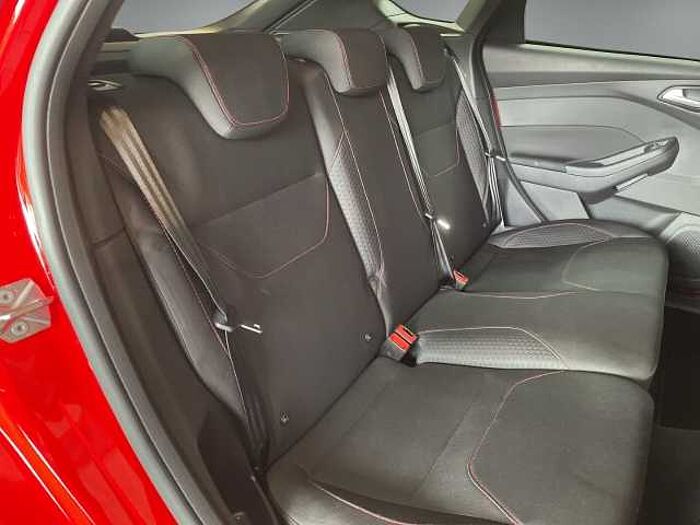 Ford Focus 1.0 ST-Line Beheizbare Frontscheibe