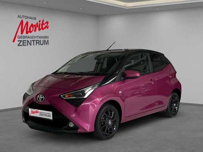 Toyota Aygo 1.0 x Final Navi Rückfahrkam. Tempomat