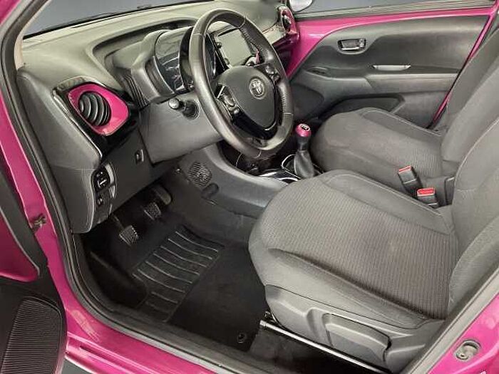 Toyota Aygo 1.0 x Final Navi Rückfahrkam. Tempomat