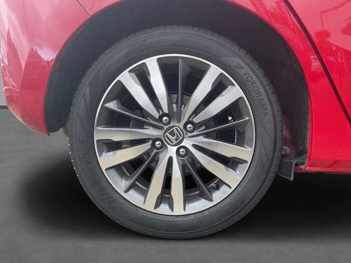 Honda Jazz 1.3 Elegance *SMART KEY*NAVIGATION*