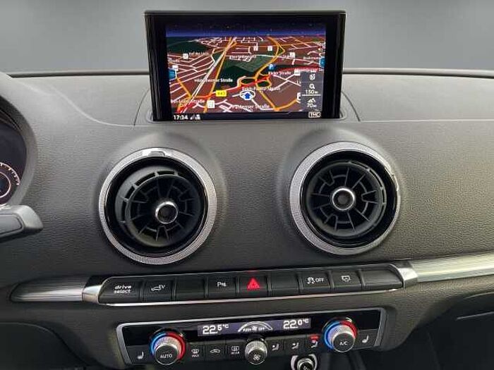 Audi A3 Sportback 40 e-tron sport *SCHWENKBARE AHK!*