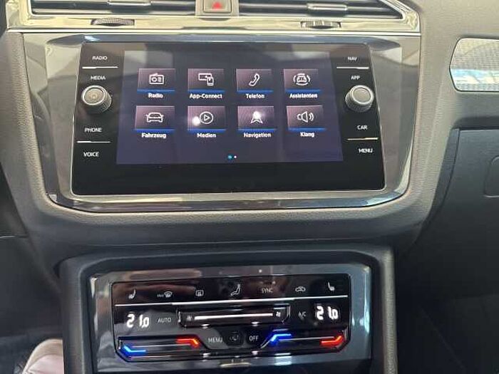 Volkswagen Tiguan 1.5 TSI Life DSG Aut. *NAVI*CARPLAY*