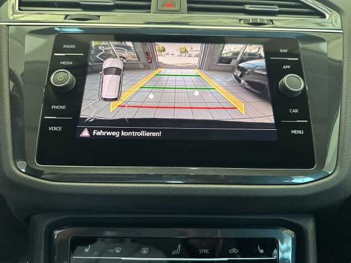 Volkswagen Tiguan 1.5 TSI Life DSG Aut. *NAVI*CARPLAY*