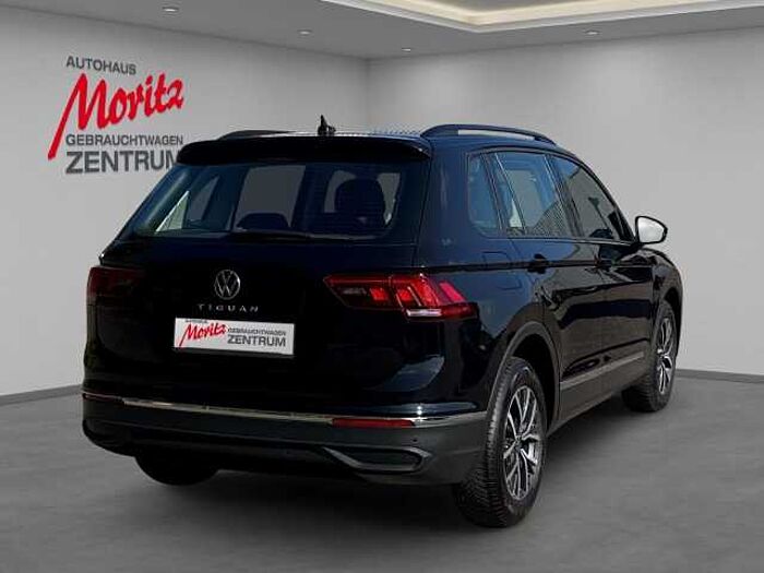 Volkswagen Tiguan 1.5 TSI Life DSG Aut. *NAVI*CARPLAY*
