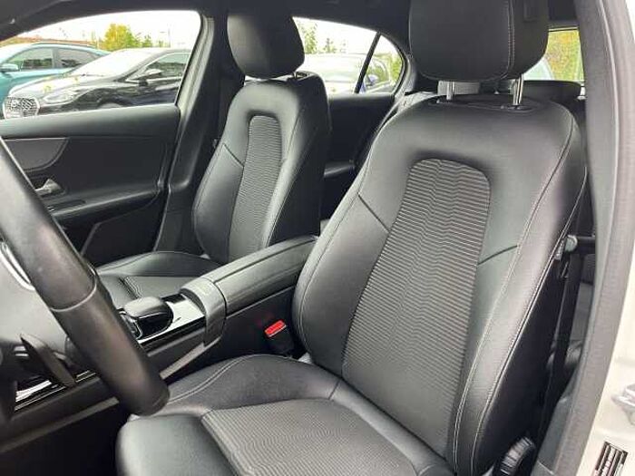 Mercedes-Benz A 250 Progressive *MBUX*LED LICHT*