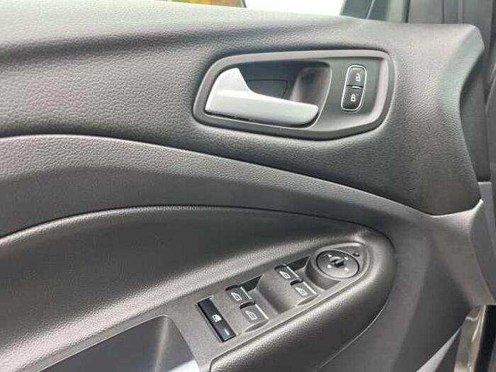 Ford Kuga 1.5 Cool & Connect *NAVI ÜBER CARPLAY!*