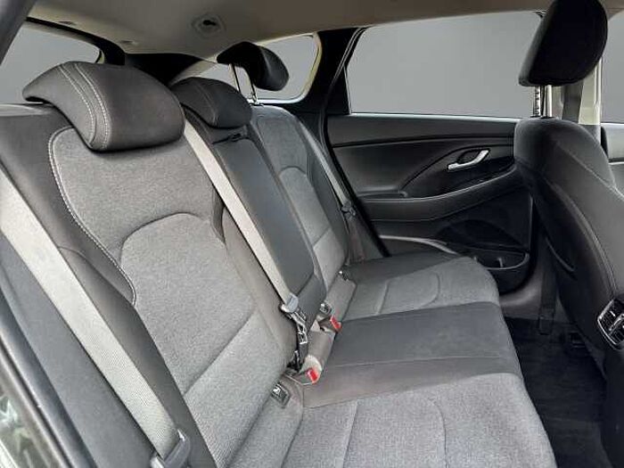 Hyundai i30 Kombi 1.5 T-GDI Trend DCT Aut.