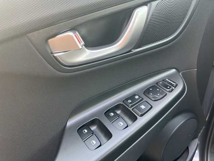 Hyundai KONA 1.6 TGDI Prime 2WD *MIT PANORAMADACH*