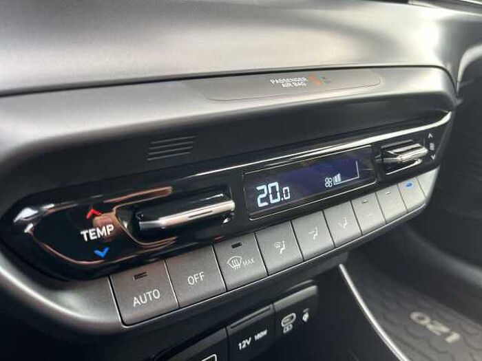 Hyundai i20 1.0 T-GDI Prime Mild-Hybrid *AUT*NAVI*CARPLAY*
