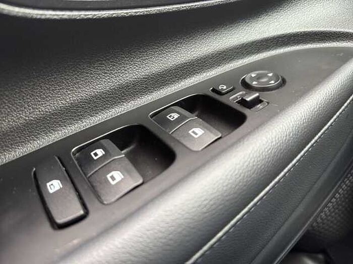 Hyundai i20 1.0 Trend Mild-Hybrid *CARPLAY & MEHR! *