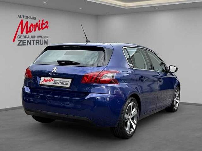 Peugeot 308 1.2 Allure *LED SCHEINWERFER!*