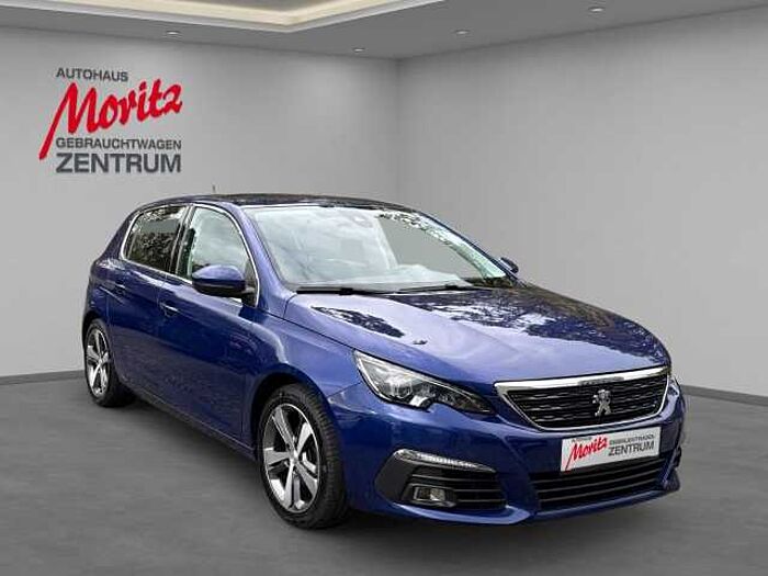 Peugeot 308 1.2 Allure *LED SCHEINWERFER!*