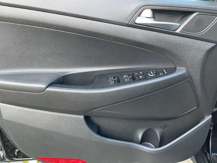 Hyundai TUCSON 1.6 TGDI Trend 2WD DCT *TOTWINKELASSISTENT!*