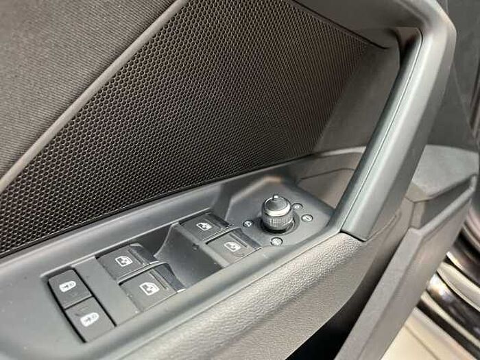 Audi A3 Sportback 40 TFSI e advanced