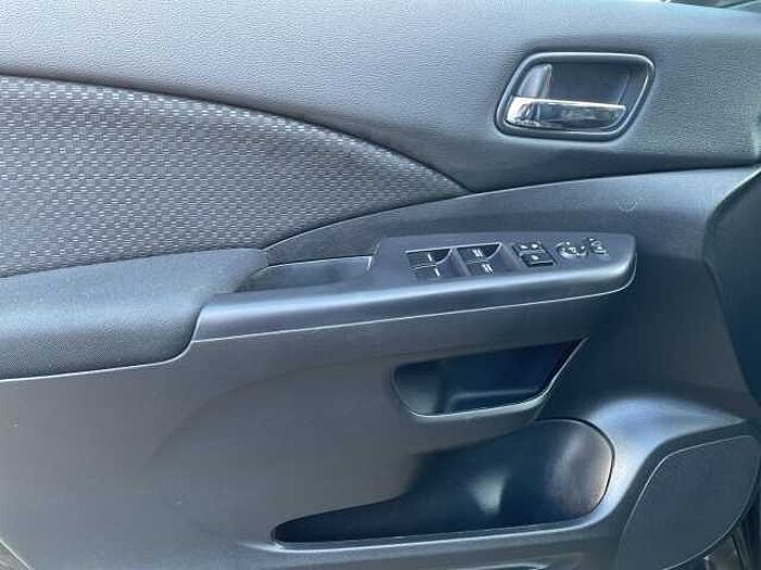 Honda CR-V 2.0 Comfort 2WD *MIT WENIG KM!*