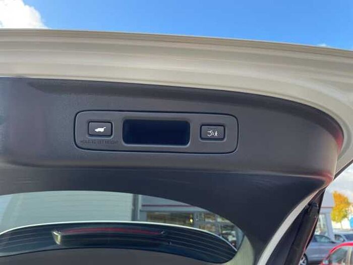 Honda ZR-V Hybrid 2.0 e HEV Advance *MIT WENIG KM!*