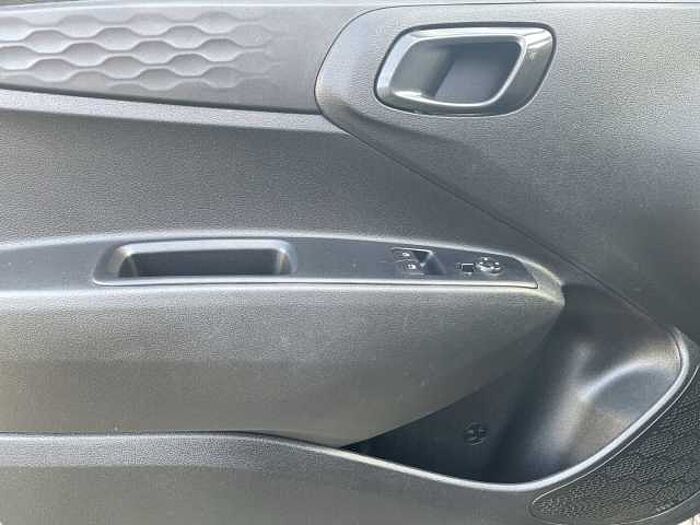 Hyundai i10 1.0 Edition 30 *MIT ALLWETTER! *