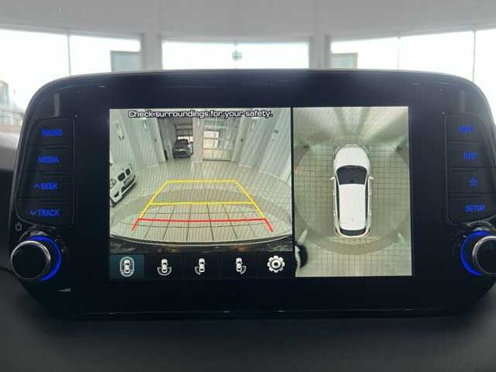 Hyundai TUCSON 2.0 CRDi Premium 4WD Aut. *PANO*TOTWINKEL*