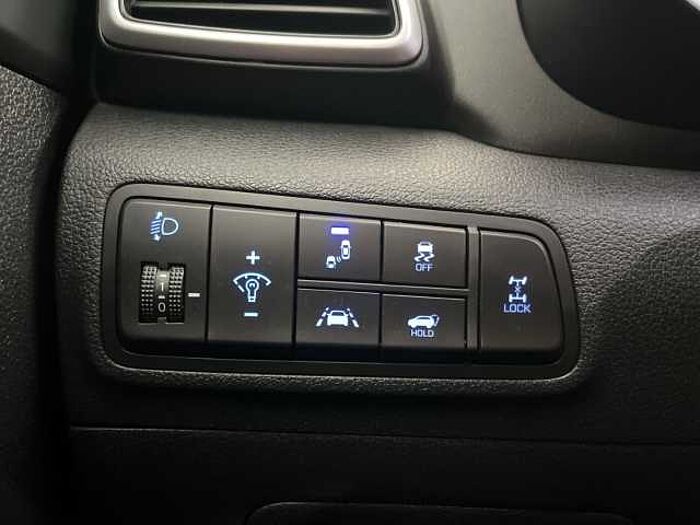 Hyundai TUCSON 2.0 CRDi Premium 4WD Aut. *PANO*TOTWINKEL*