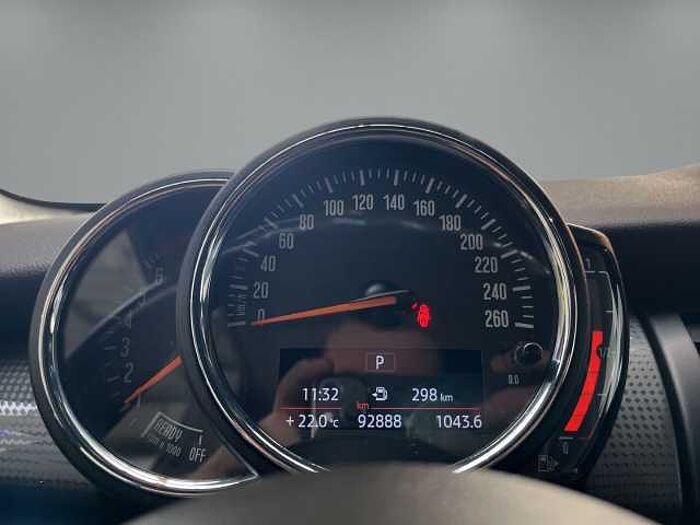 MINI Cooper 1.5 Works Look Aut. *AUT*NAVI & MEHR! *