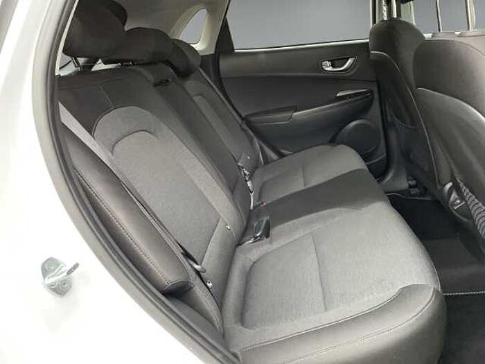 Hyundai KONA Trend Elektro 2WD 64 kWh *RFK*SHZ*ALLWETTER*UVM!*
