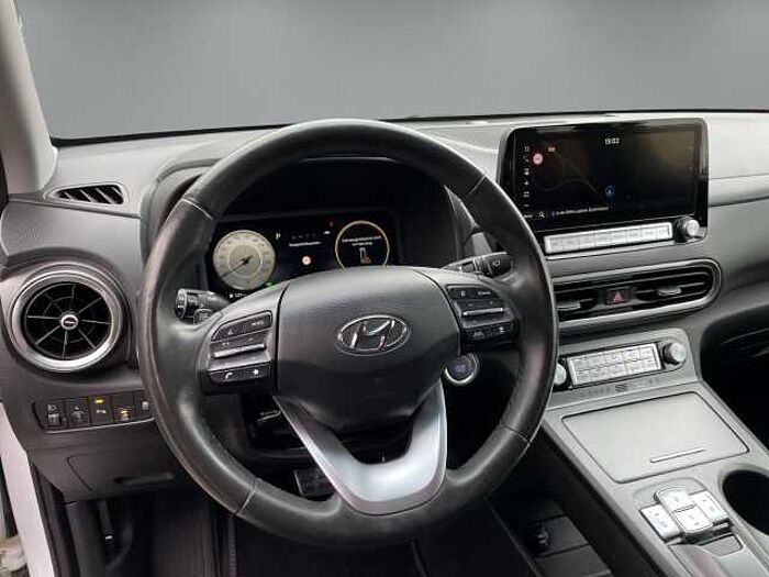 Hyundai KONA Trend Elektro 2WD 64 kWh *RFK*SHZ*ALLWETTER*UVM!*