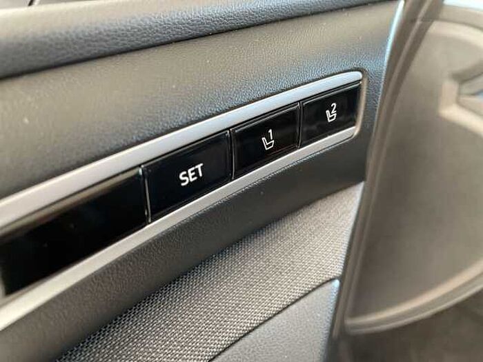 Hyundai TUCSON 1.6 T-GDI Prime Plug-In Hybrid 4WD *LEDER*TOTWINKEL*