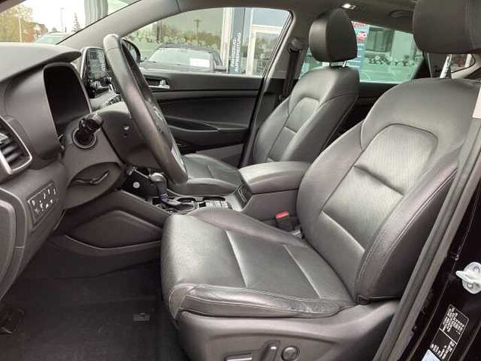 Hyundai TUCSON 1.6 TGDI Premium 4WD Aut. *LEDER*NAVI*LED*
