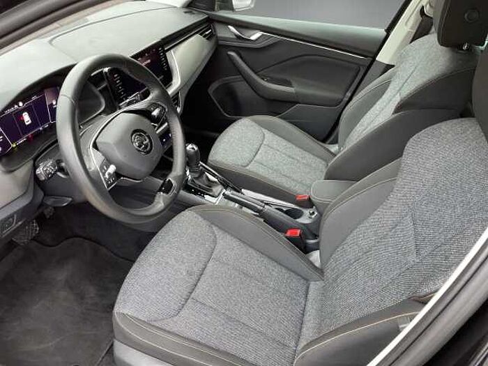 SKODA Kamiq 1.5 Clever DSG *BUSINESSPAKET!*