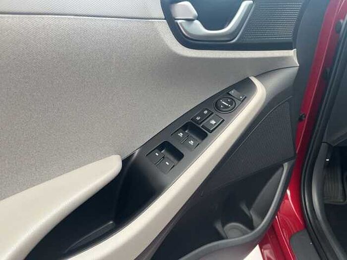 Hyundai IONIQ GDI 1.6 Trend Hybrid Aut.