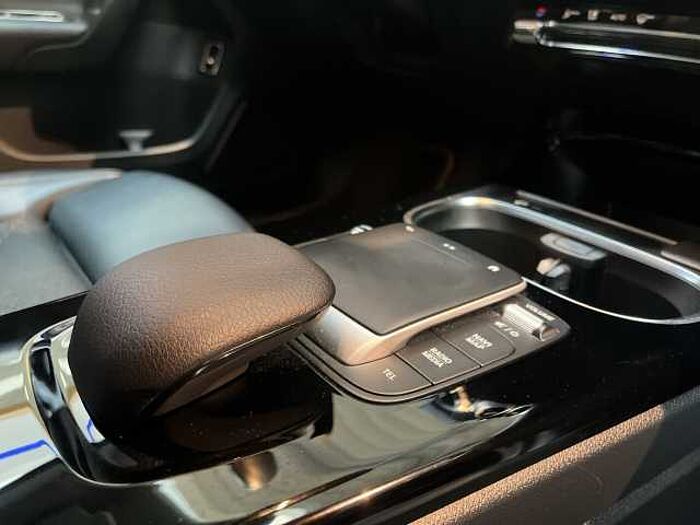 Mercedes-Benz A 250 e Style *AHK SCHWENKBAR & MEHR!*