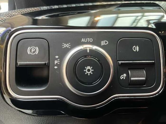 Mercedes-Benz A 250 e Style *AHK SCHWENKBAR & MEHR!*