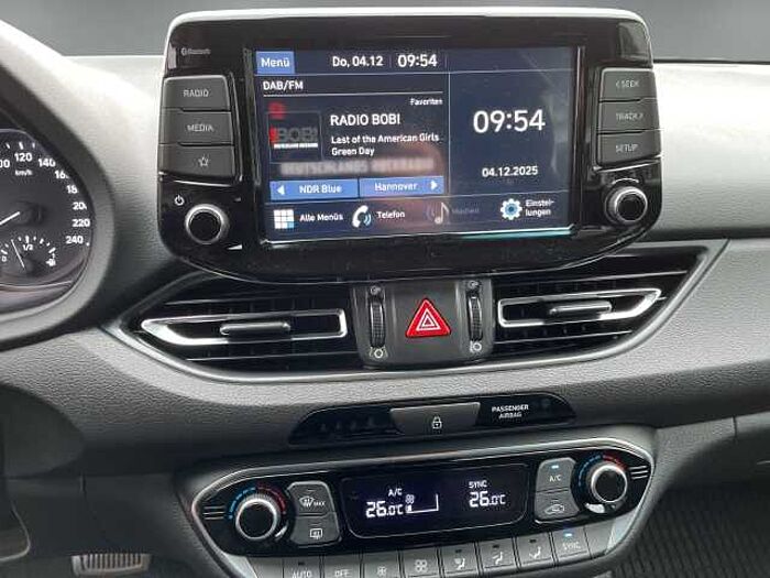 Hyundai i30 1.5 Edition 30 (48V) DCT *NAVI ÜBER CARPLAY!*