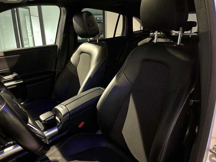 Mercedes-Benz GLA 200 Progressive *AKTIVER PARK-ASSIST! *