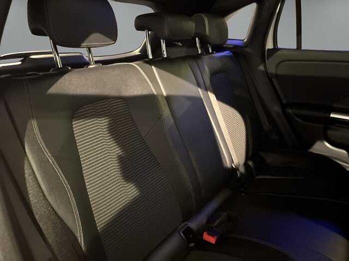 Mercedes-Benz GLA 200 Progressive *AKTIVER PARK-ASSIST! *