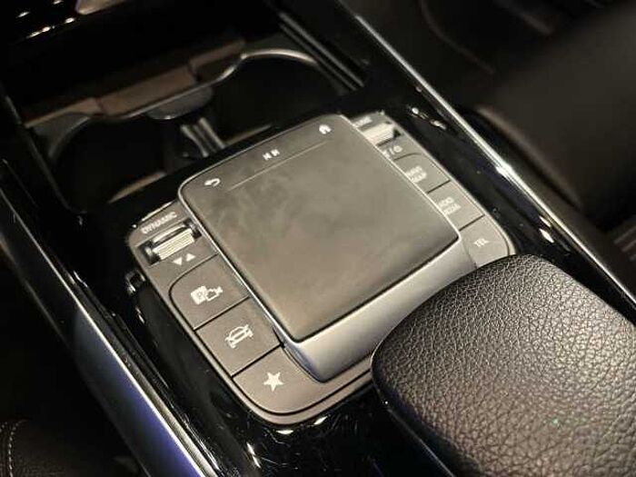 Mercedes-Benz GLA 200 Progressive *AKTIVER PARK-ASSIST! *