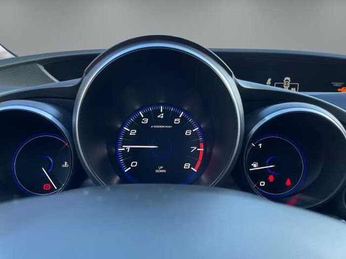 Honda Civic 1.8 Elegance *TOTWINKEL*NAVI*