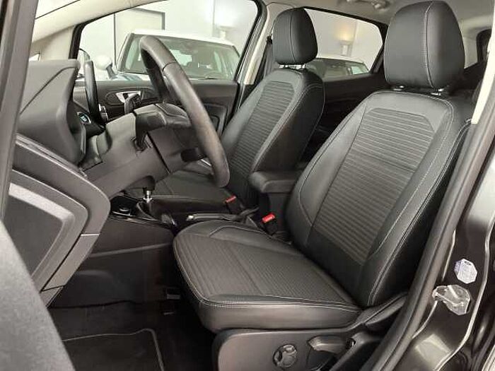 Ford EcoSport 1.0 Ecoboost Titanium *LENKRAD HEIZBAR*