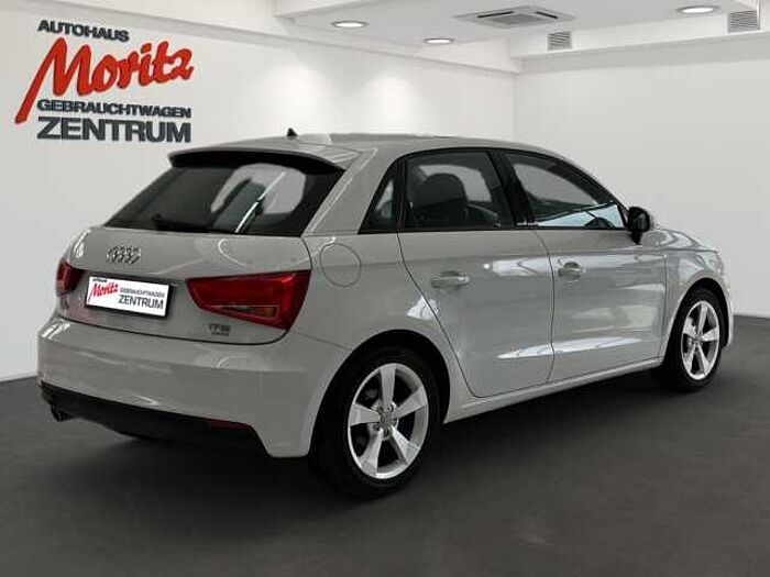 Audi A1 1.0 TSI Sportback Sport *NAVI*PANO & MEHR*
