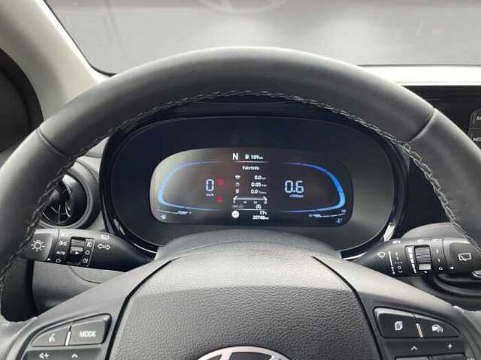 Hyundai i10 1.2 Trend *AUT*NAVI & MEHR*